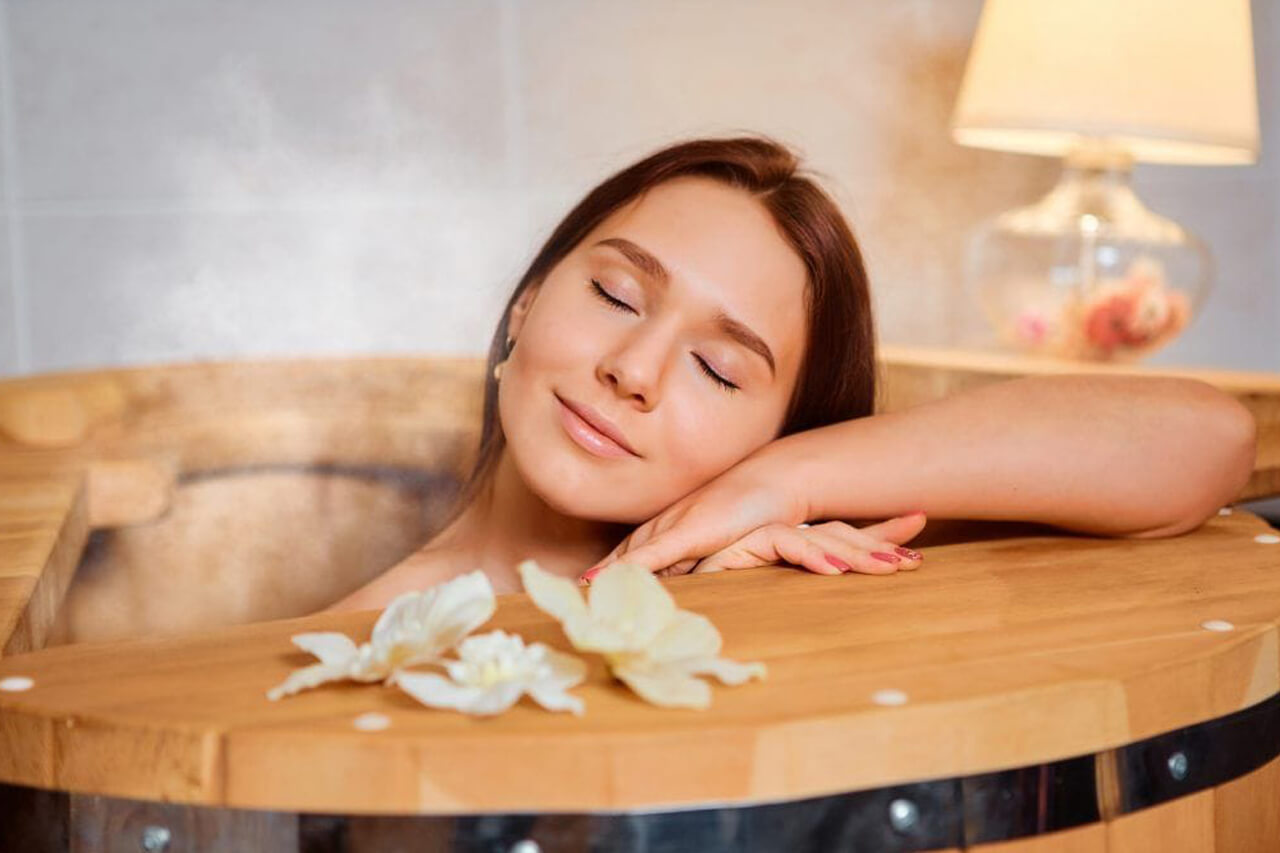 Swedanam Ayurvedic steam therapy at Dhanwanthari Ayurveda Dubai | Traditional detox treatment